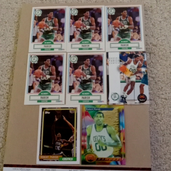 Lot of 26 Robert Parish Boston Celtics basketball cards - Picture 2 of 13